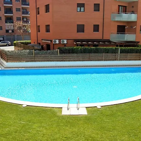 Apartman Naiss Garden Family