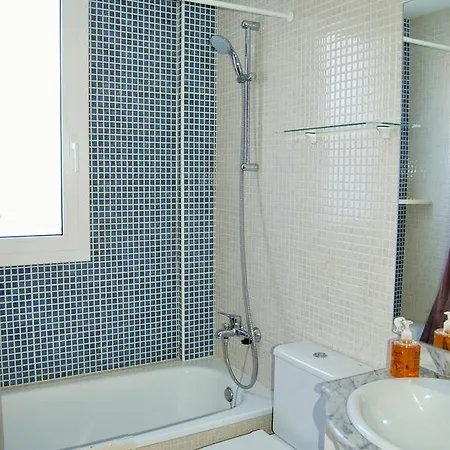 Naiss Garden Family Apartment *